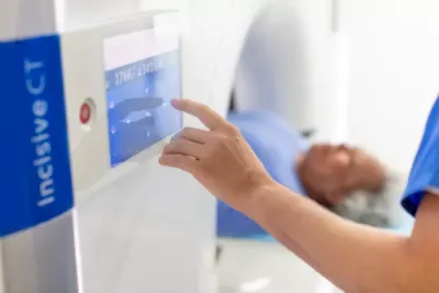 Philips Incisive CT — Сенсорные панели на гентри