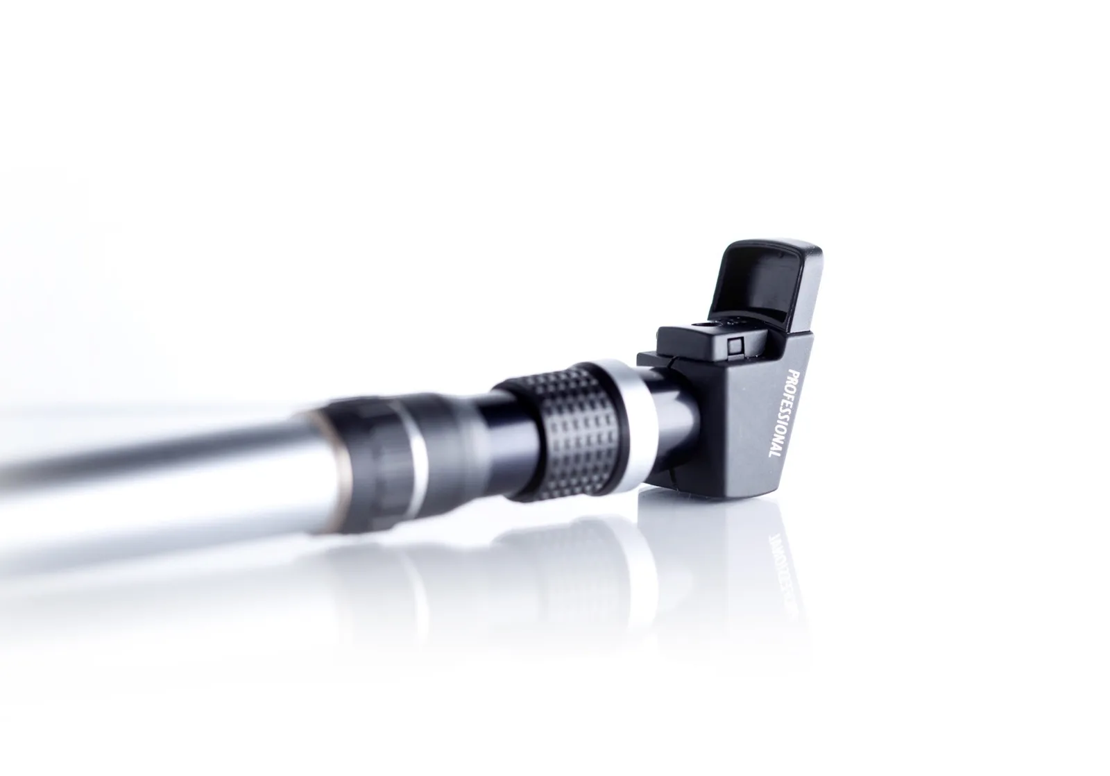 Keeler Professional Retinoscope — Магнитный привод под один палец